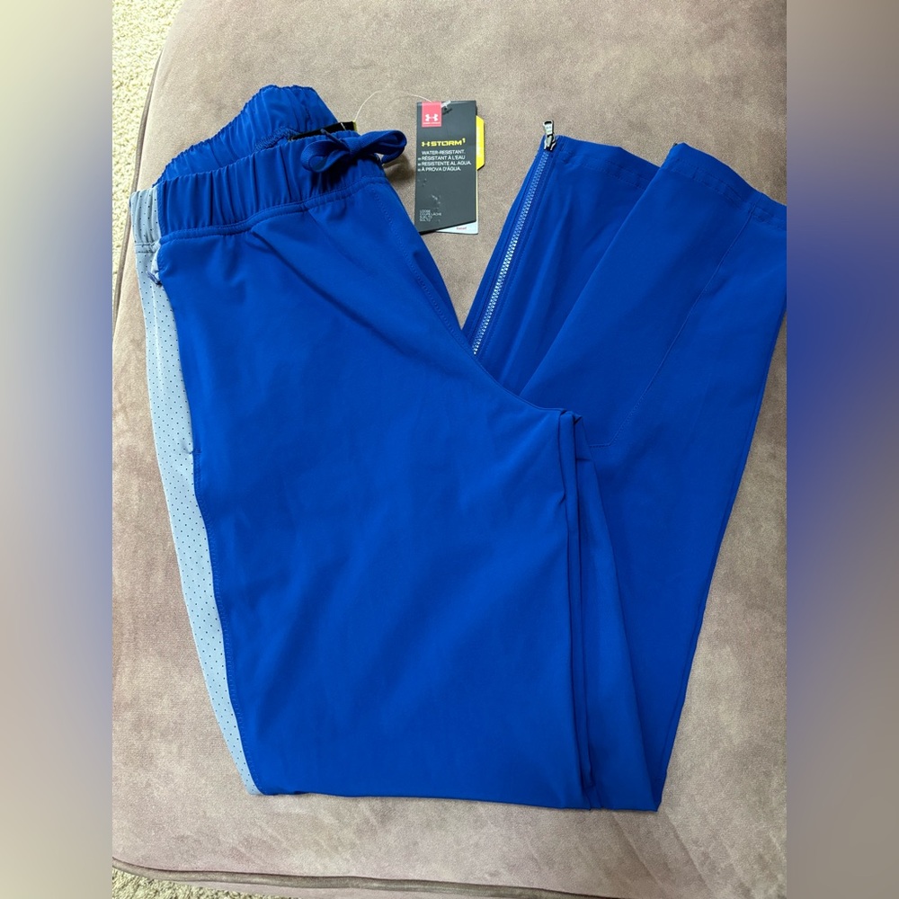 🆕 Women’s Under Armor Blue with Gray Stripe Athletic Pants-size SP